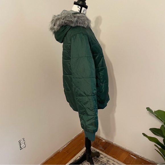 Vintage Reebok New York Jets NFL hooded puffy jacket fur trim - Picture 7 of 16